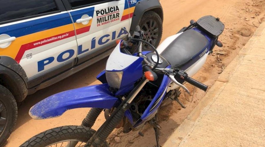 PM recupera em Dona Euzébia moto furtada em Visconde do Rio Branco