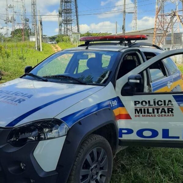 Dupla é presa pela PM de Leopoldina por furtar baterias de torre de internet no Cruzeiro