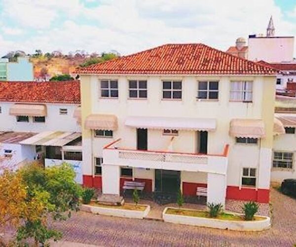Casa de Caridade Leopoldinense abre processo seletivo para 4 cargos