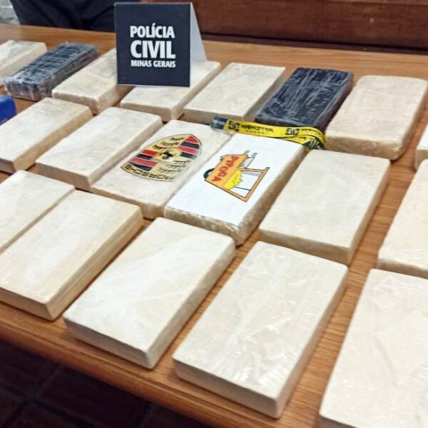 Polícia Civil apreende 25 quilos de cocaína em Muriaé