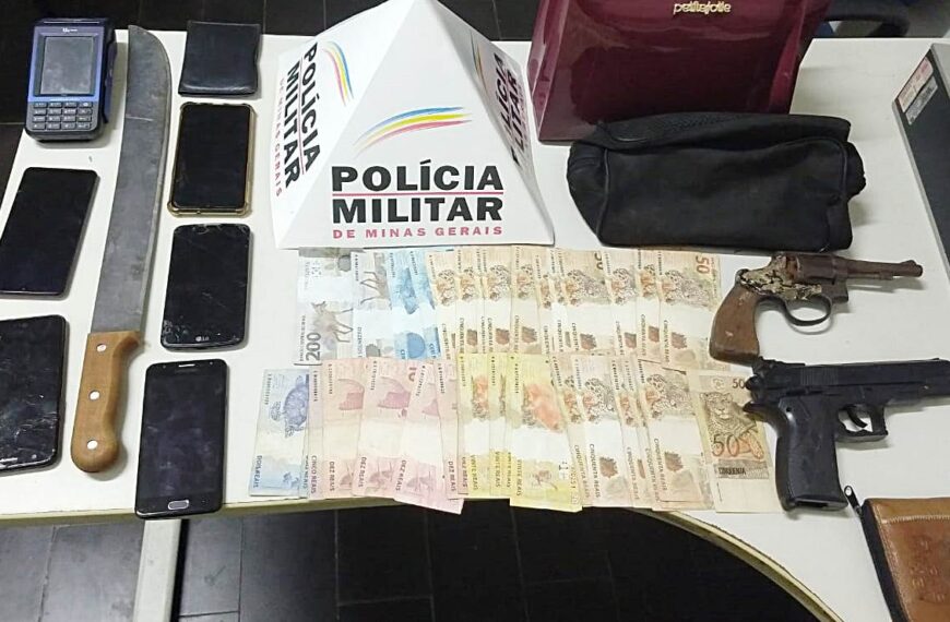 PM de Leopoldina prende 3 e apreende arma após assalto nas Três Cruzes