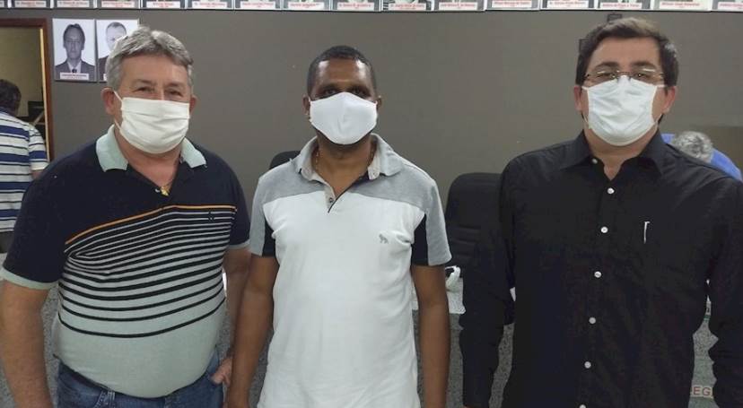 Câmara de Leopoldina cria Comissão Processante para apurar supostas irregularidades na compra de máscaras pela prefeitura