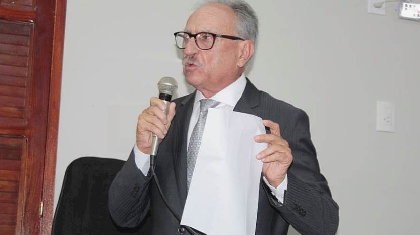 ‘Começaremos hoje um novo tempo em nossa cidade’, diz Pedro Augusto durante posse na Câmara Municipal de Leopoldina