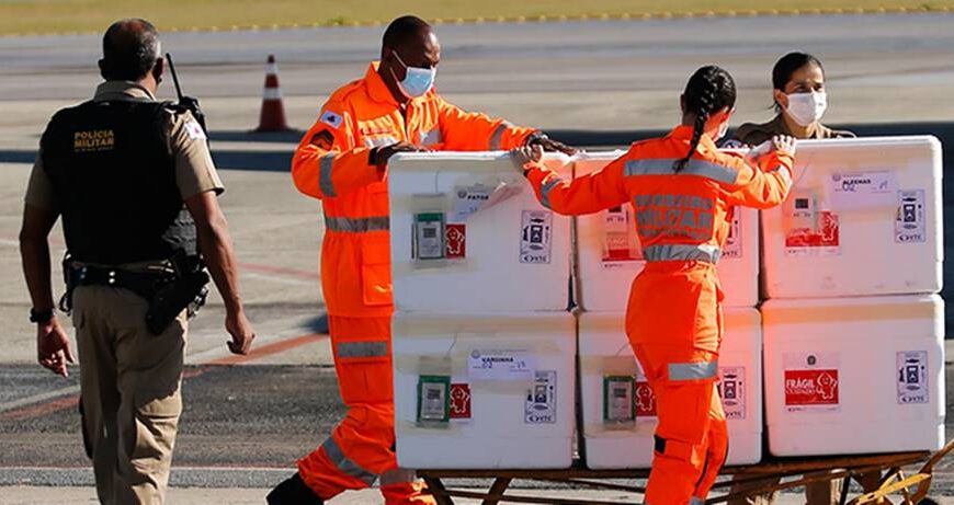 Minas começa vacinação das Forças de Segurança e Salvamento