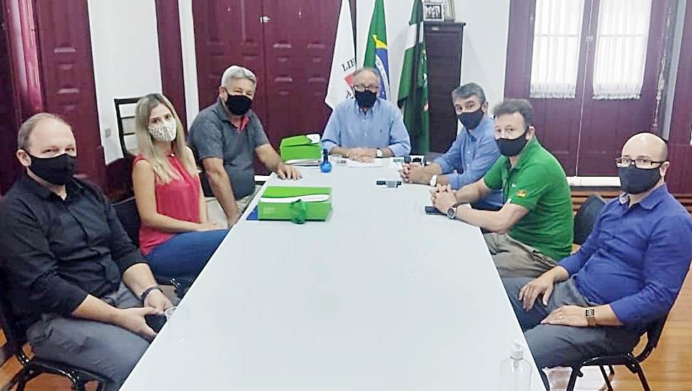 Sicredi oficializa a instalação de agências em Leopoldina e mais 4 cidades da região