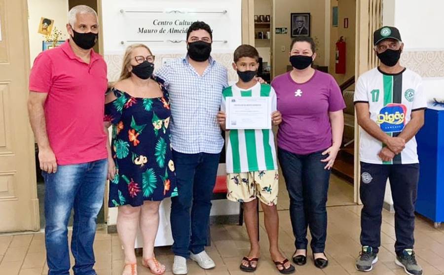 Atletas mirins de Leopoldina são destaque em Campeonato Regional de Embaixadinhas