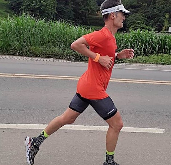 Atletas da RBTEAM participam da segunda corrida de revezamento no percurso entre Muriaé e Leopoldina