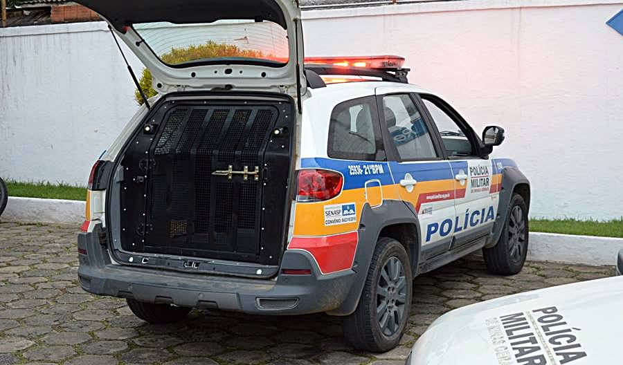 Polícia Militar prende suspeito por tráfico e apreende maconha em Leopoldina