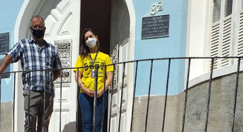 Damata bebidas doa R$ 3 mil para Asilo Santo Antônio em Leopoldina