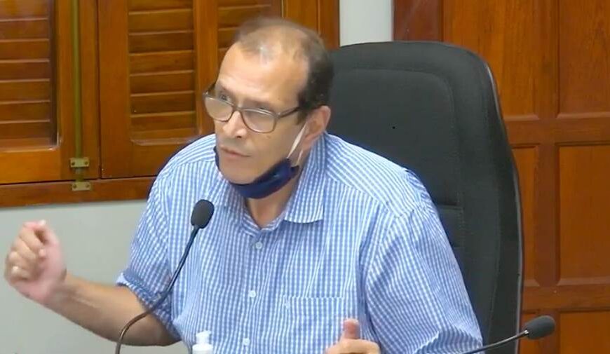 Empresário vai à Câmara e relata dificuldades para manter transporte urbano de passageiros em Leopoldina