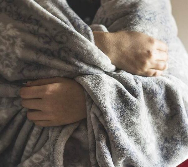 Projeto Varal Solidário arrecada roupas de frio para famílias mais necessitadas em Leopoldina