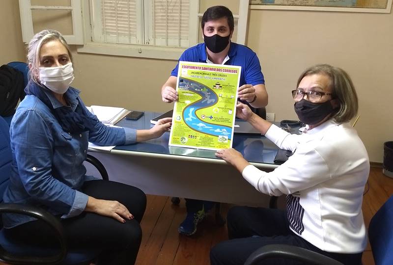 Secretária visita Câmara de Leopoldina e anuncia início dos trabalhos sociais para obras no Feijão Cru