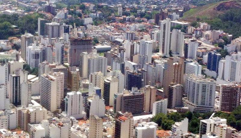 Juiz de Fora investiga 1º caso suspeito de Covid com a variante indiana em Minas Gerais