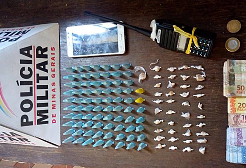 Polícia Militar prende suspeito e apreende drogas em Cataguases