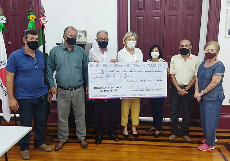 Prefeito Pedro Augusto doa salário para o Asilo Santo Antônio