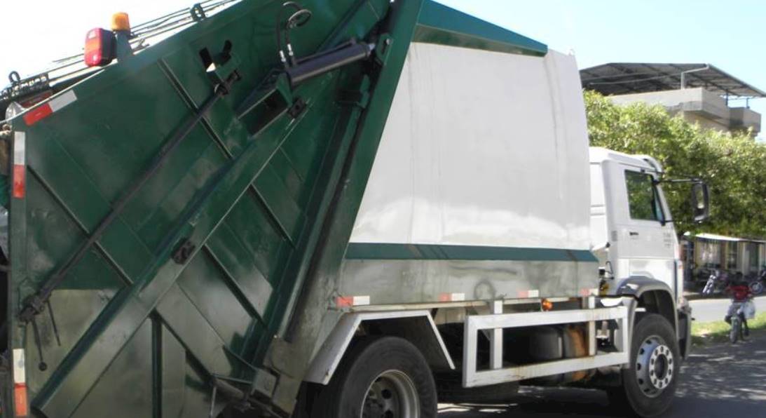 Lei de autoria do vereador José Augusto Cabral determina divulgação de horários e itinerários da coleta de lixo em Leopoldina