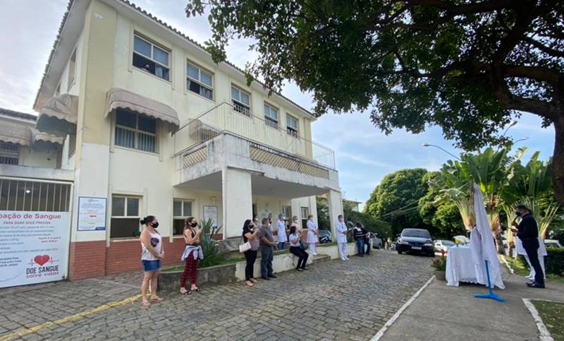 Padres celebram missas em homenagem a profissionais da Casa de Caridade Leopoldinense