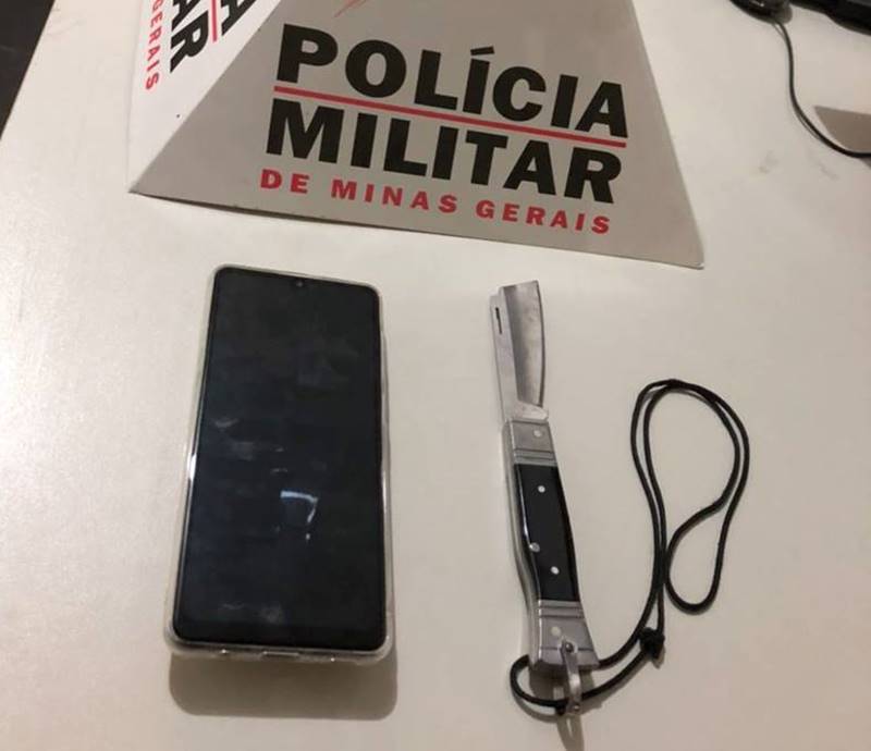 Homem é preso após assaltar criança e ameaçá-la com canivete no pescoço em Leopoldina