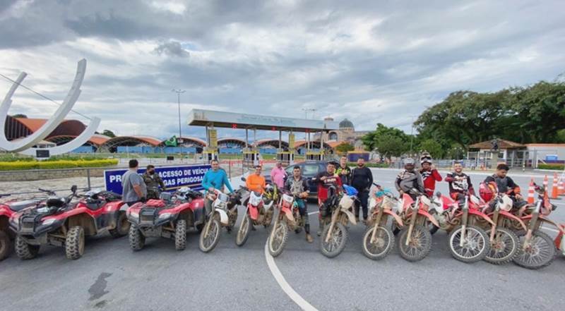 Trilheiros de Leopoldina fazem romaria com destino à Basílica de Nossa Senhora Aparecida 