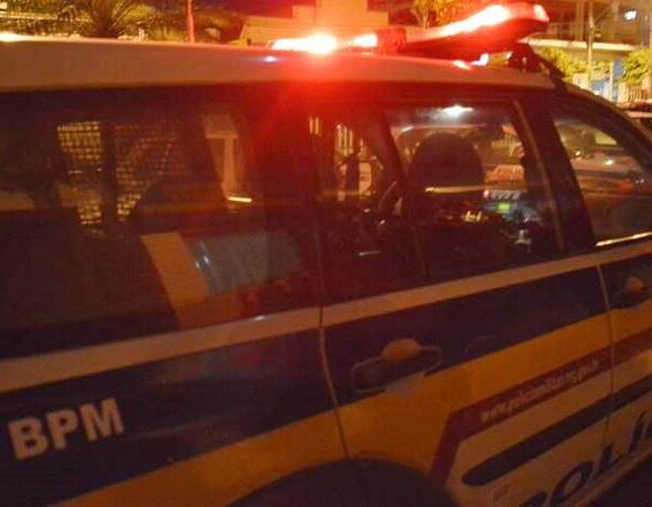 Homem é preso pela PM de Leopoldina após render vítima e roubar loja no São Cristóvão