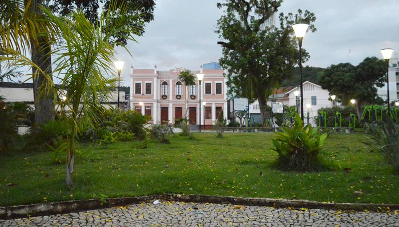 Inscrições abertas para concursos de poesia e fotografia Augusto dos Anjos em Leopoldina