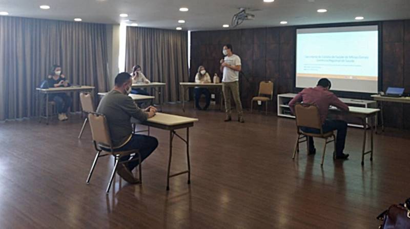 GRS de Leopoldina promove encontro com gestores para discutir distribuição de vacinas