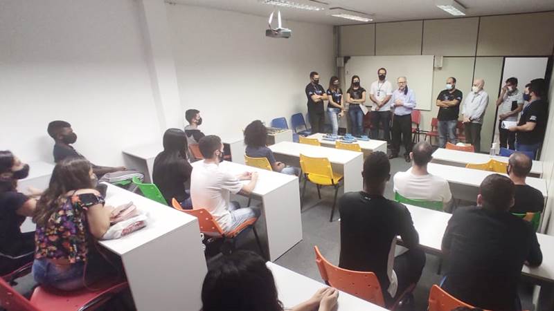 Jovens concluem capacitação profissional para mercado de trabalho em Leopoldina