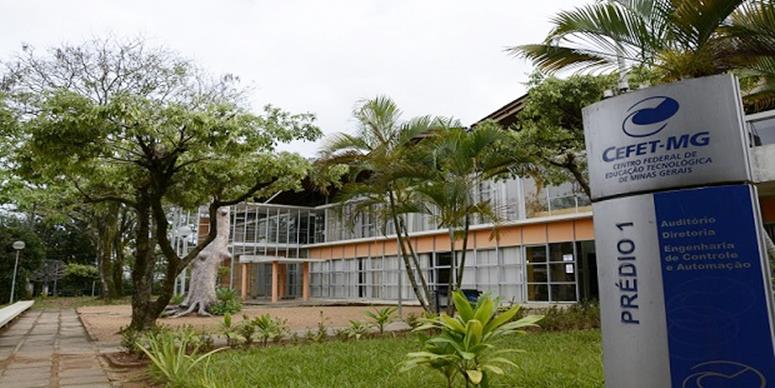 Projeto do CEFET-MG em Leopoldina auxilia mulheres com dicas práticas sobre mecânica de automóveis