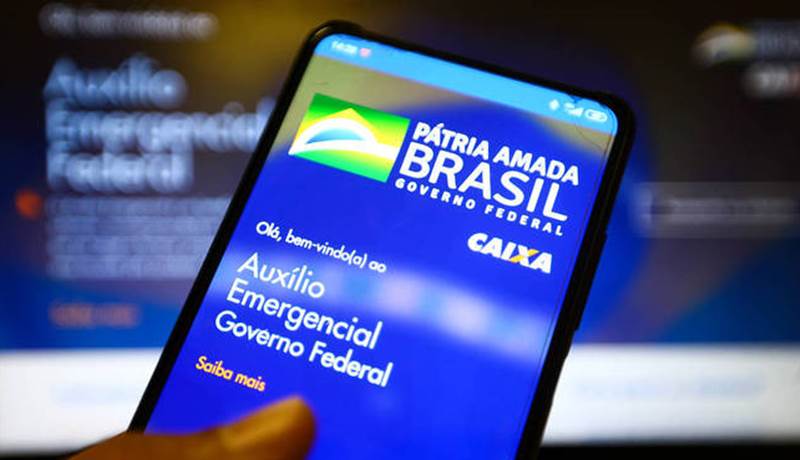 Governo prorroga auxílio emergencial por mais três meses