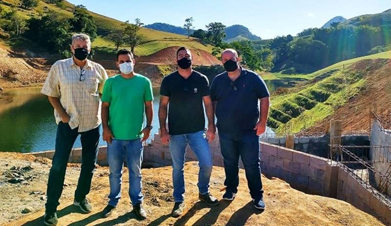 Prefeitura de Além Paraíba estuda implantar piscicultura comercial e ornamental