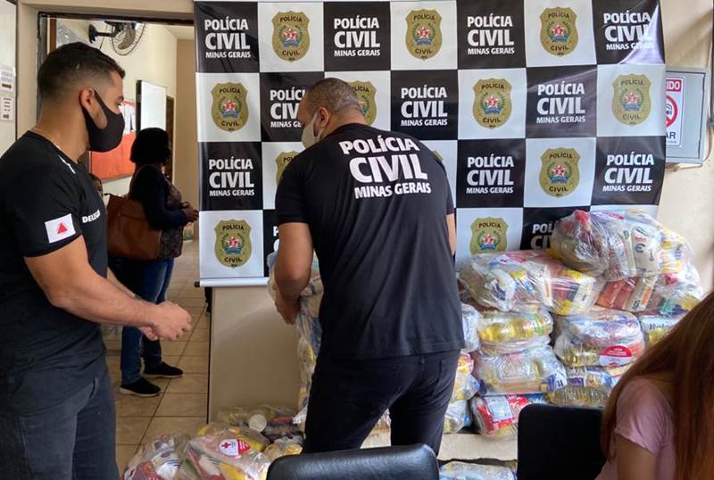 Polícia Civil e Cruz Vermelha entregam cestas básicas em Miradouro