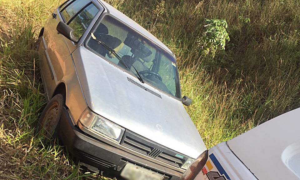 Polícia Militar de Leopoldina localiza carro furtado na MGC-120