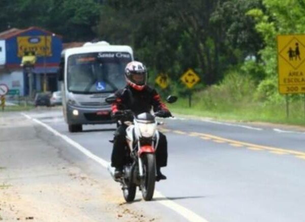 Motocicletas terão isenção de pedágio em novas concessões de rodovias
