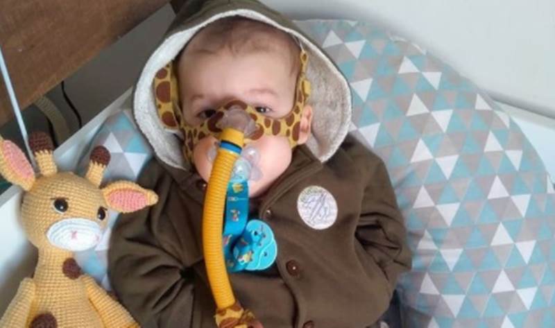 Família de bebê de Manhuaçu luta para conseguir remédio mais caro do mundo