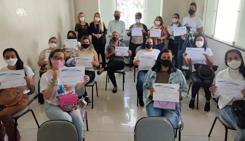 Servidores da Saúde em Leopoldina são capacitados para captação de doadores de sangue