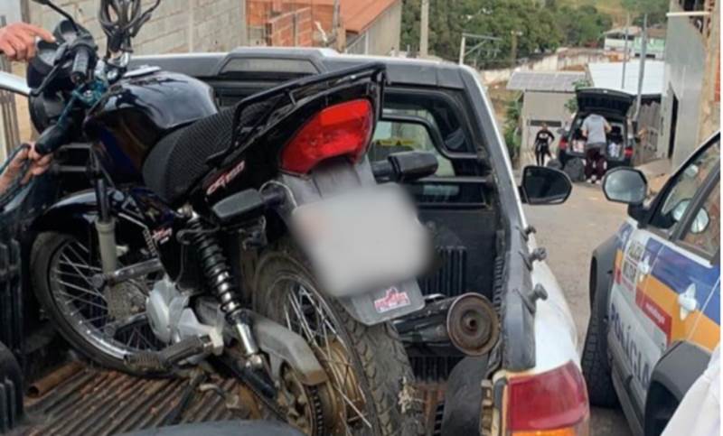 PM de Visconde do Rio Branco recupera motocicleta roubada