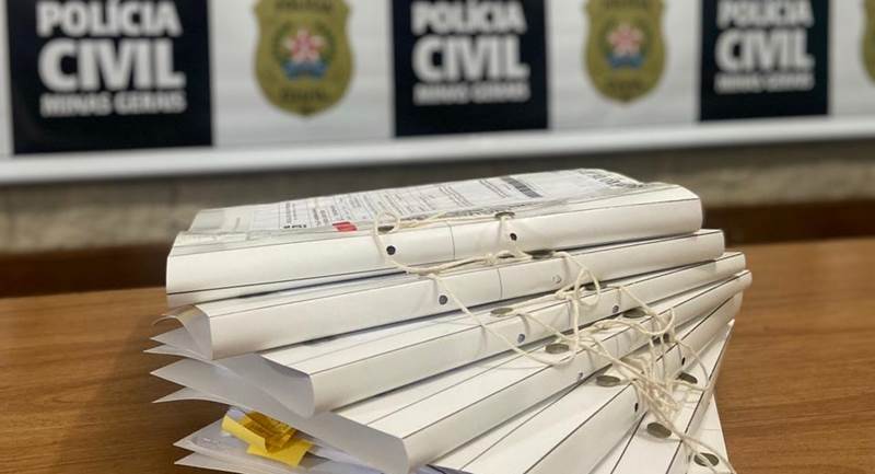 Policial preso por envolvimento na morte da prima é indiciado por homicídio qualificado em Muriaé