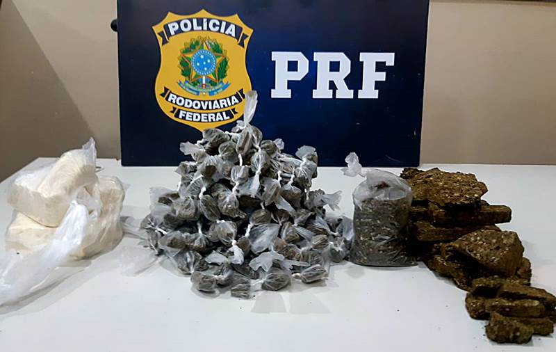 PRF prende dois e apreende drogas durante fiscalização na BR-267 em Argirita