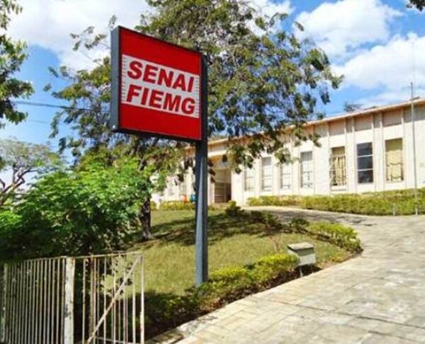 SRE divulga 680 vagas para cursos técnicos gratuitos para estudantes na região