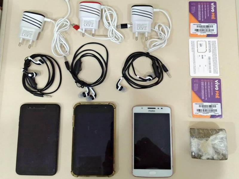 Policiais penais frustram entrada de celulares e droga na Penitenciária de Muriaé