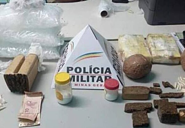 PM apreende drogas e prende duas pessoas em Volta Grande