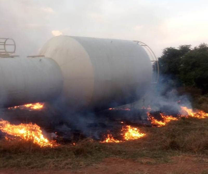 Corpo de Bombeiros controla incêndio em caixas d’água destinadas a bairros de Leopoldina