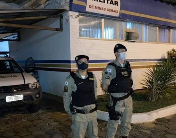 PM de Leopoldina prende suspeito de tráfico durante abordagem na Mina de Ouro