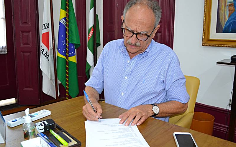 Prefeito Pedro Augusto anuncia intervenção administrativa na Casa de Caridade Leopoldinense