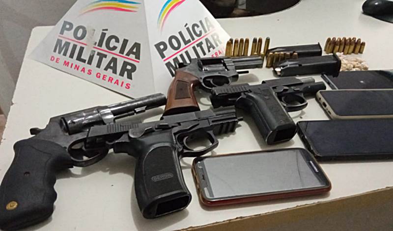 Quatro suspeitos de explosão de caixa eletrônico do Banco do Brasil são presos em Visconde do Rio Branco