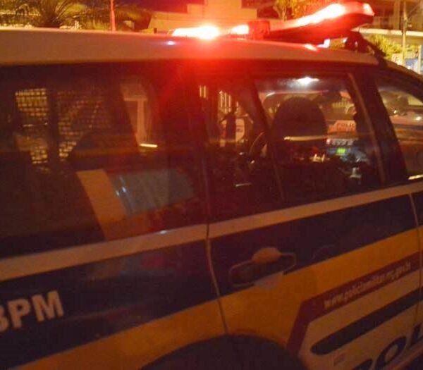 PM de Leopoldina prende jovem por receptação e recupera moto furtada em Cataguases