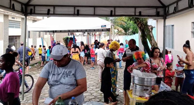 Moradores se unem e oferecem diversão para crianças no Eldorado
