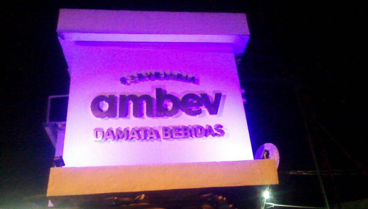 Ações em alusão ao Outubro Rosa são realizadas pela Damata Bebidas em Leopoldina