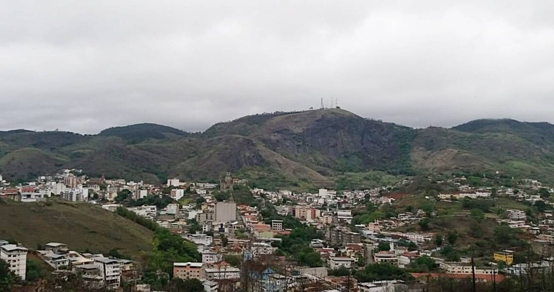 Acúmulo de nuvens deixa tempo chuvoso e frio nas cidades da região