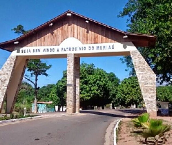 Mãe e filho são mantidos reféns em Patrocínio do Muriaé e R$ 4 mil são roubados